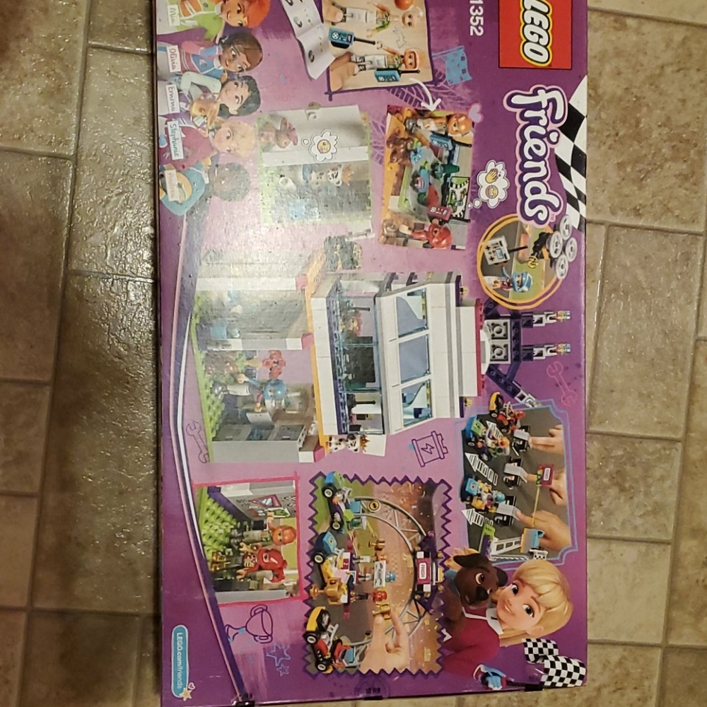 Legos - Picture 3 of 4
